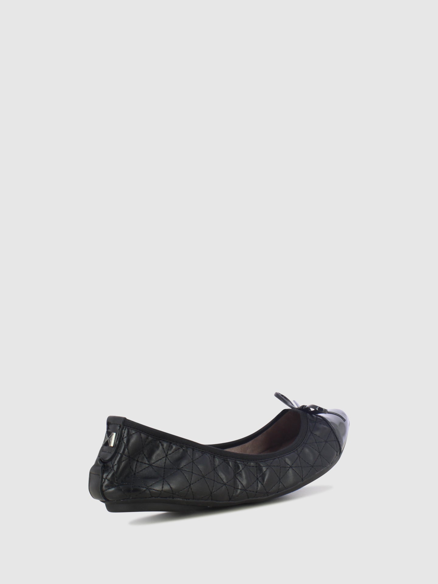 Butterfly Twists Sabrinas Pontiagudas em Preto